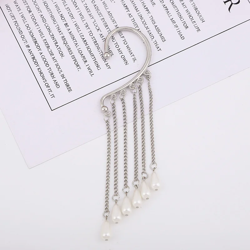 Caroque Long Pearl Earring One Piece